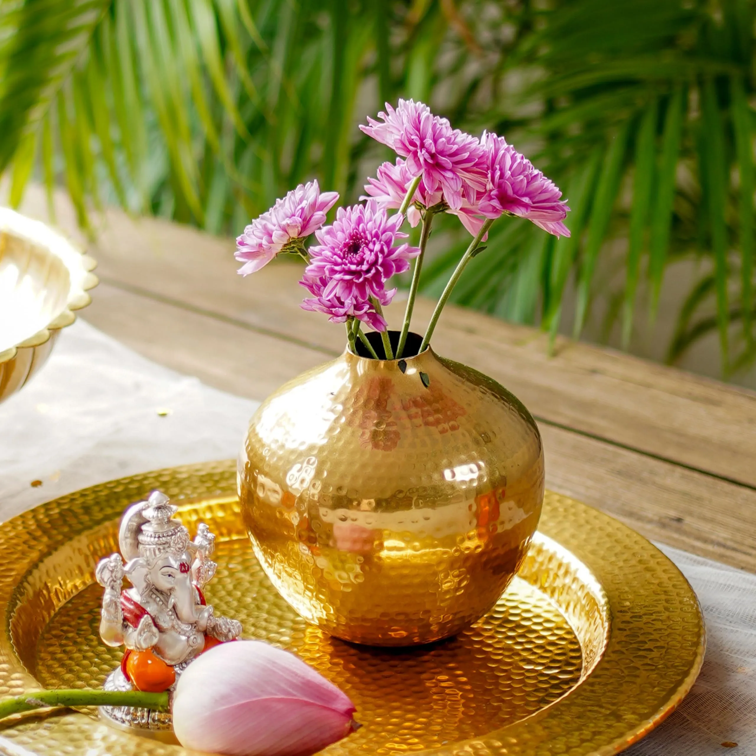 Behoma Metal Flower Vase for Home Decor | Table Decorative Item for Bedroom Living Room Office | Best Gift for Wedding Festivals Birthday | Golden Small 1PC (Flower not Included)