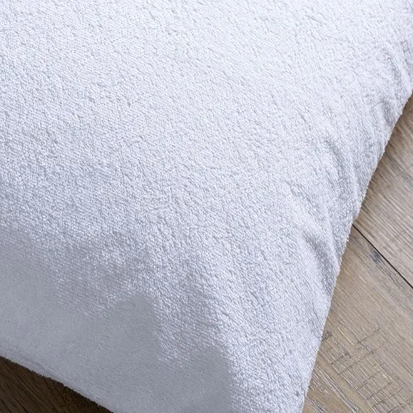 Dani Pillow protector waterproof