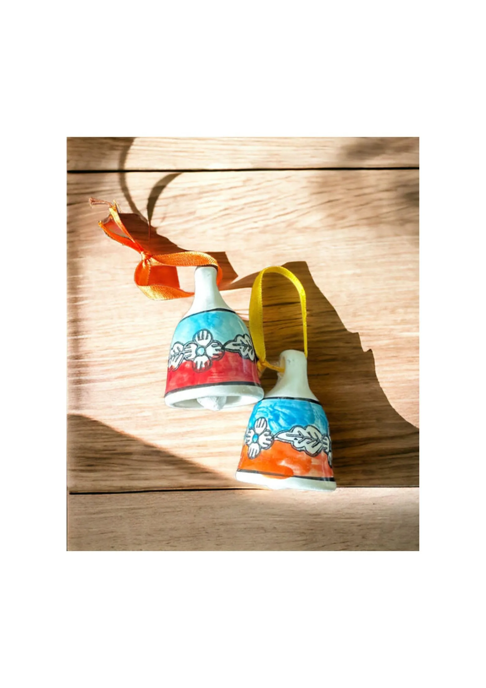 Shopping Shots Set of 3 Ceramic Bells (Small, Height 2.5 inch) Hand Painted for mandir aarti pujan, Wall hangings, Wind chymes, Entry Gates, Home Decor