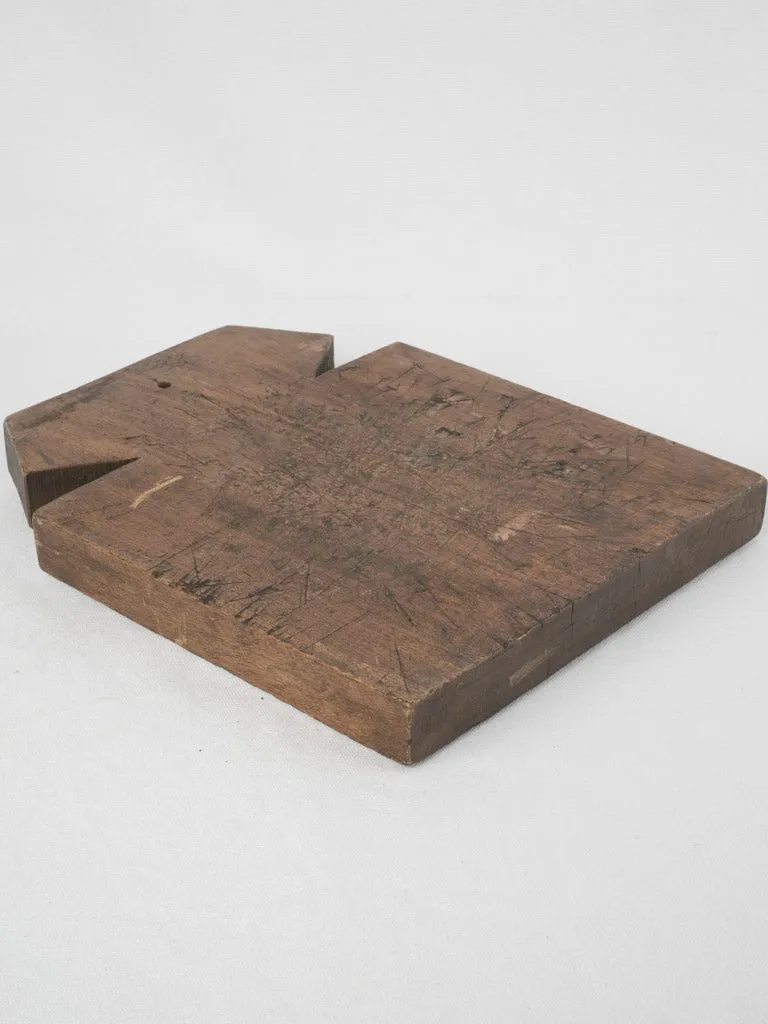 Vintage French cutting board w/ angular handle 14¼" x 11½"
