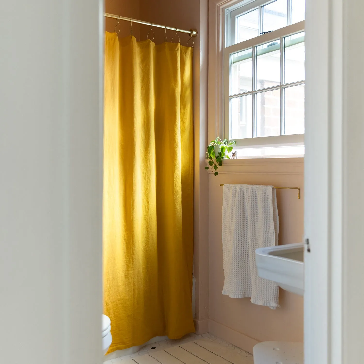 Wide Stripe Bath Mat